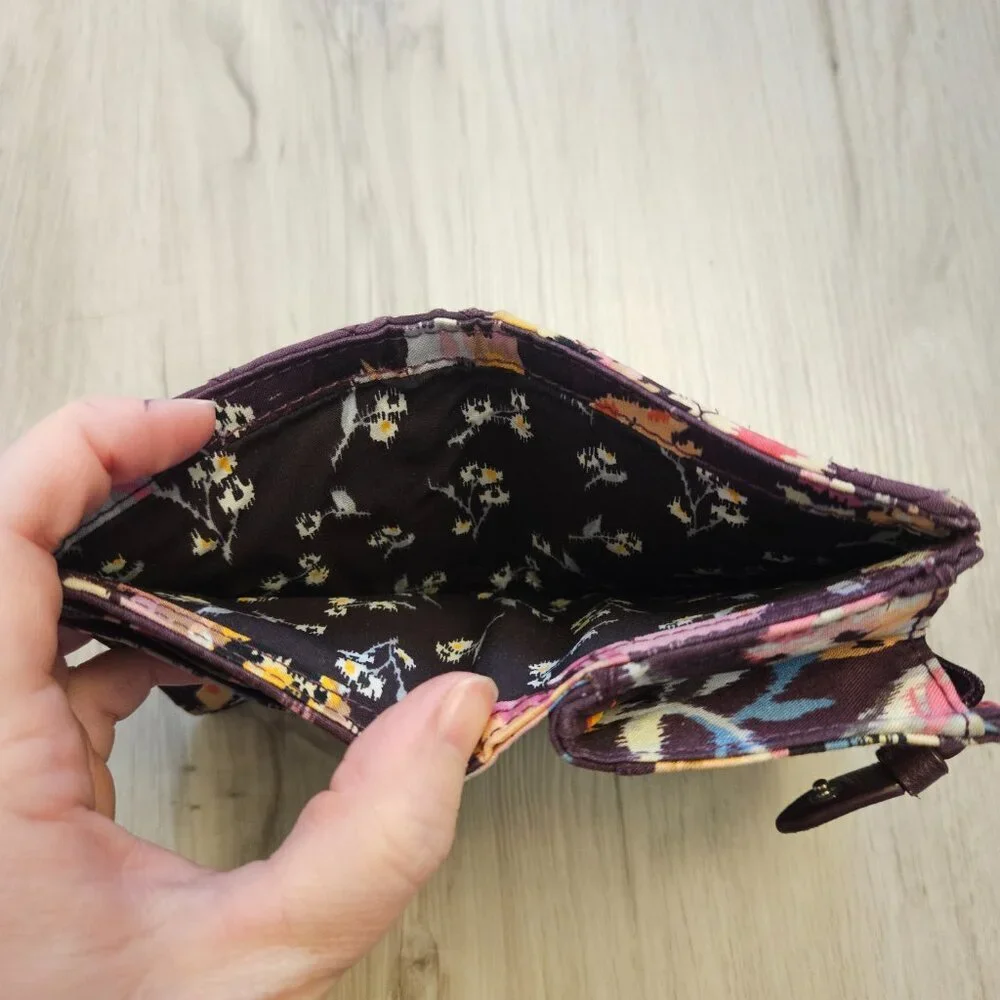 Vera Bradley Indiana Rose RFID Small Wallet - Retired - Picture 5 of 8